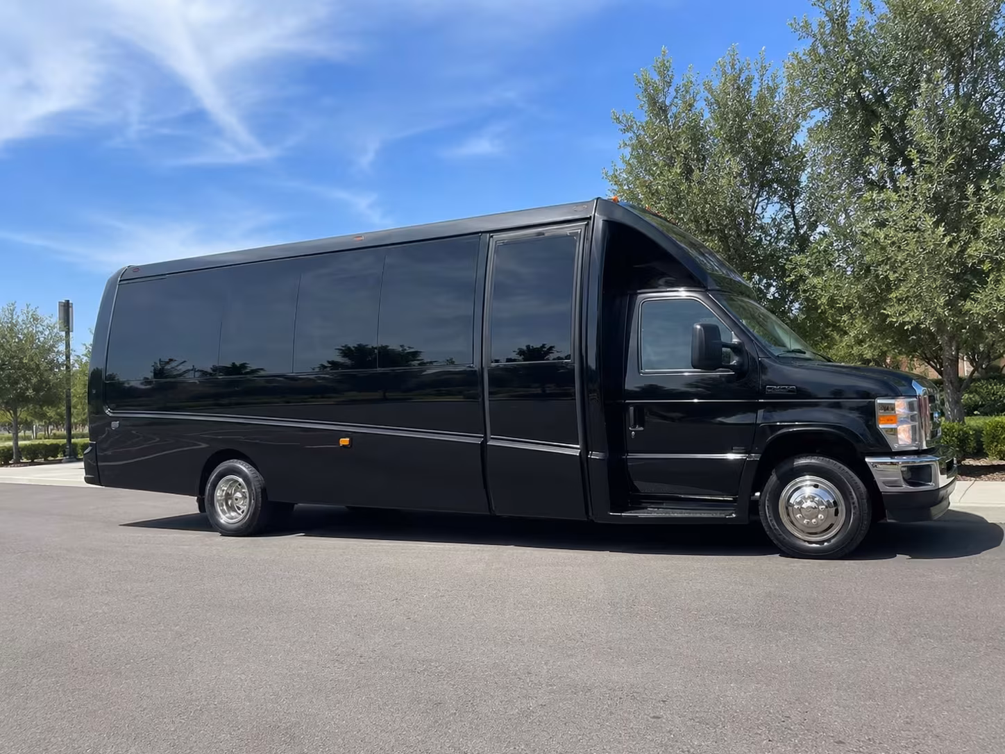 15 passenger minibus