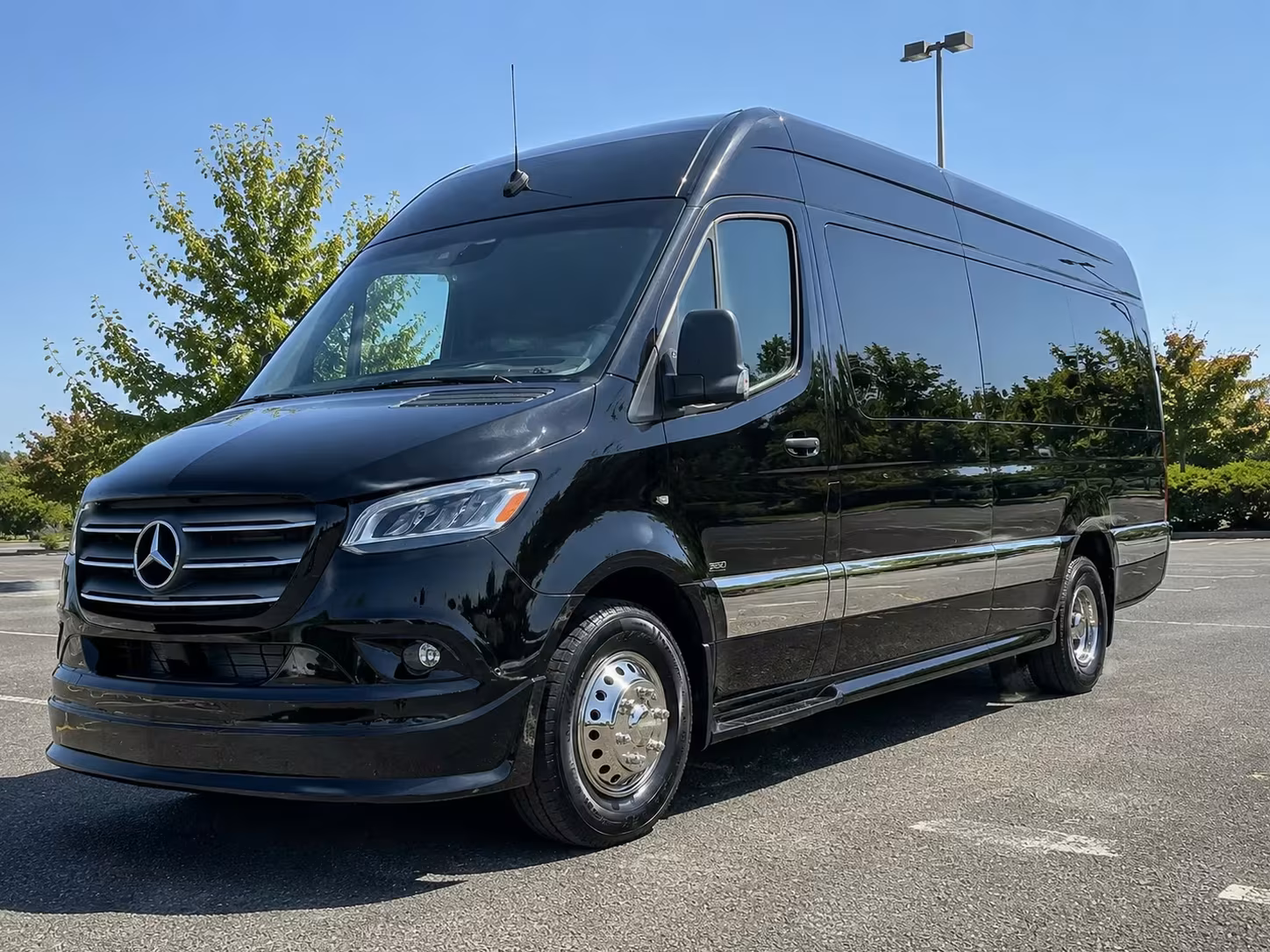 corporate event bus rentals in rochester hills