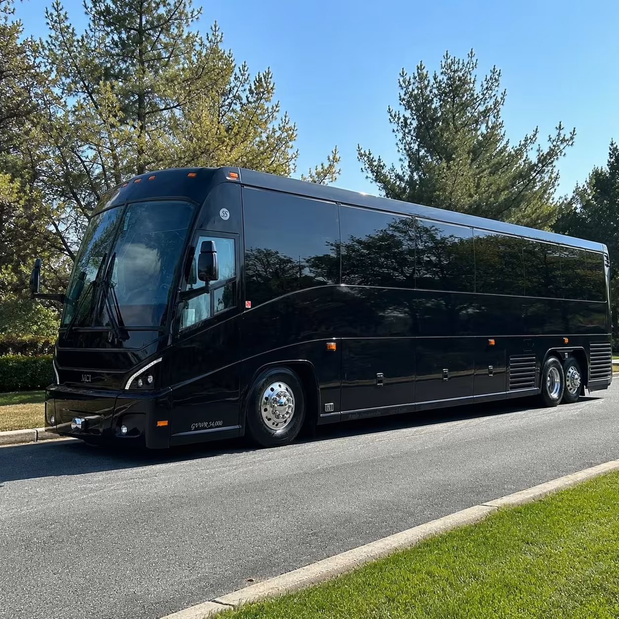 park and ride minibus rentals for rochester hills employers