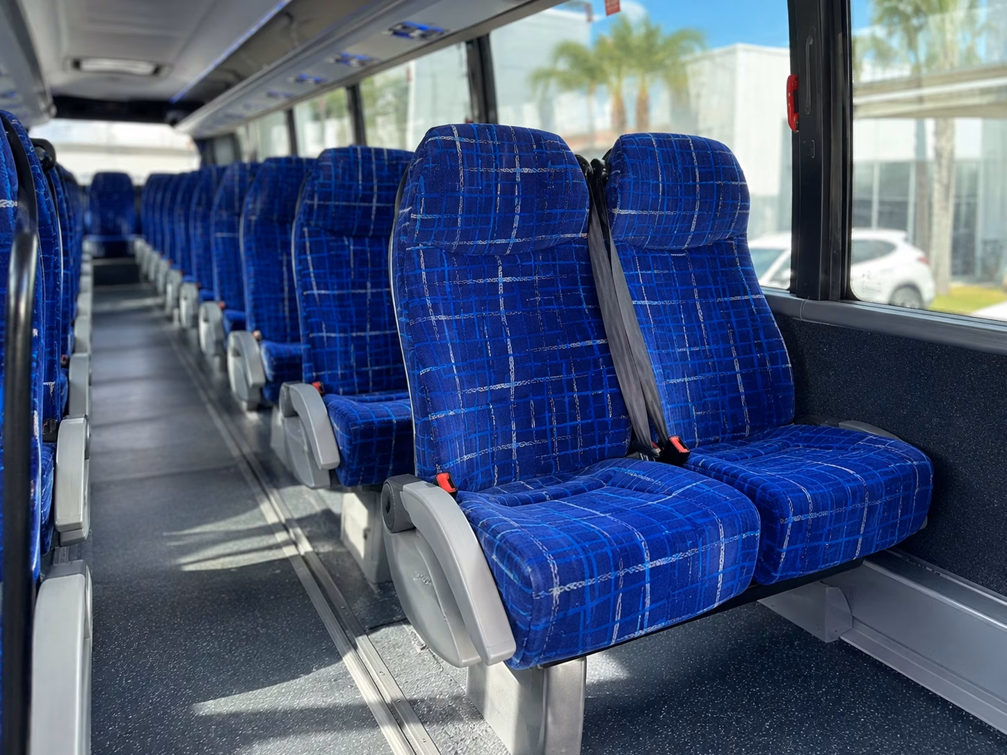 rochester hills charter bus rentals for theater field trips