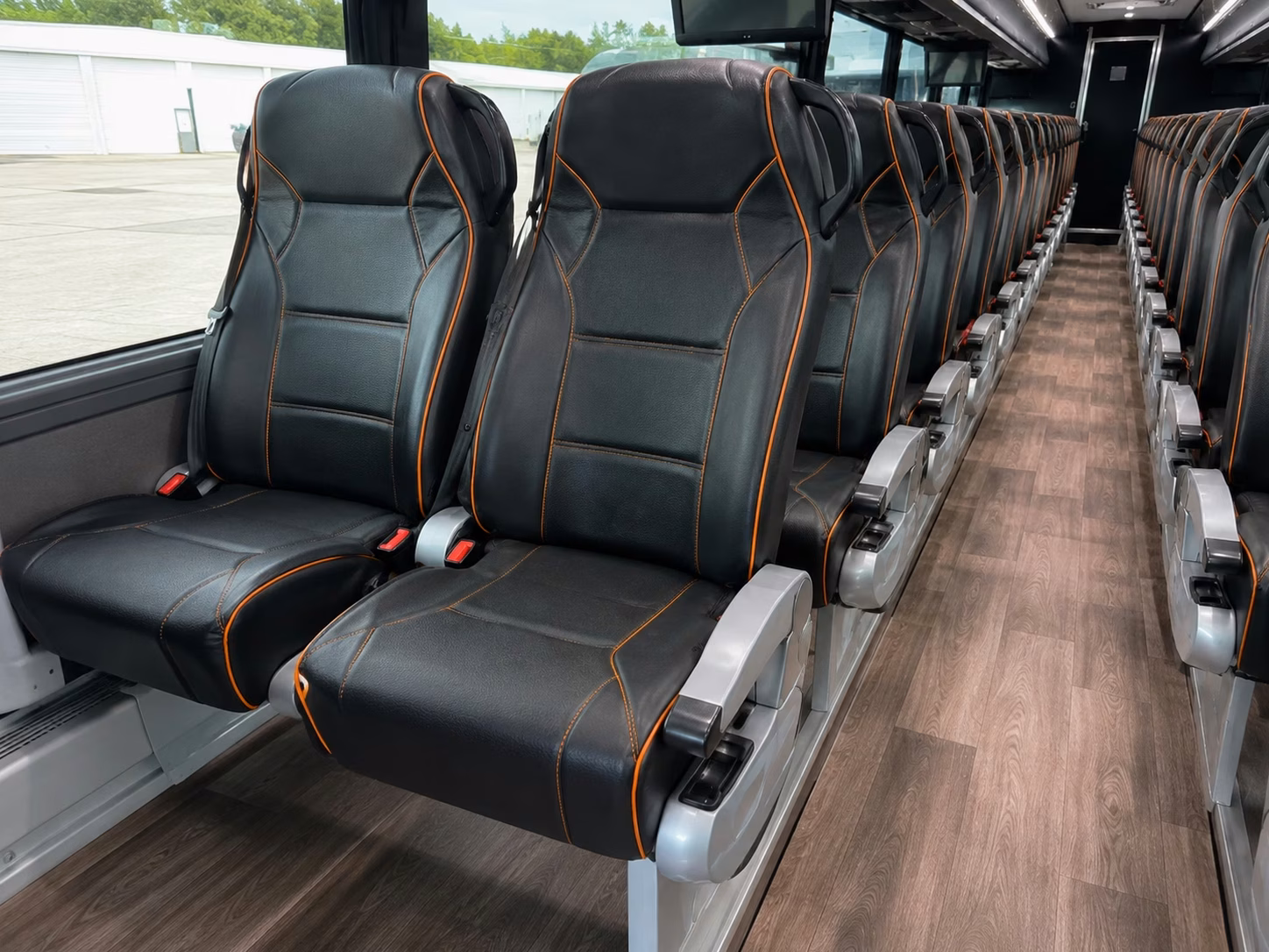 shuttle buses for rochester hills wedding venue transportation
